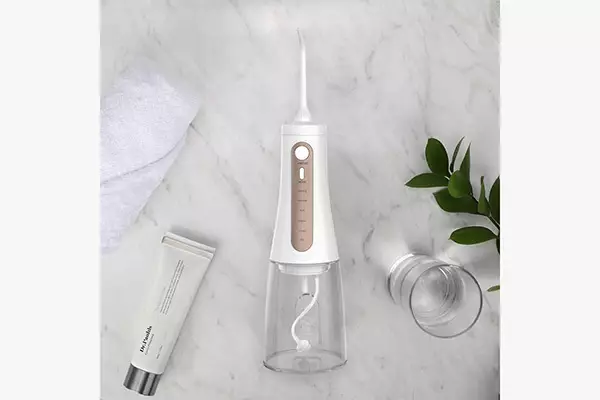 How to Clean Your Teeth At Home How to Clean Your Teeth At Home